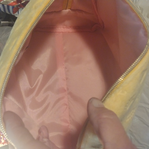 NEW!! Juicy Couture plush Bag - Picture 7 of 11